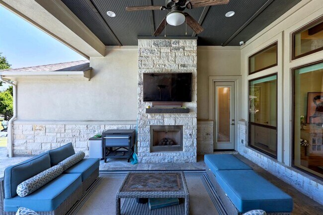 Building Photo - 3805 Deep Pocket Dr