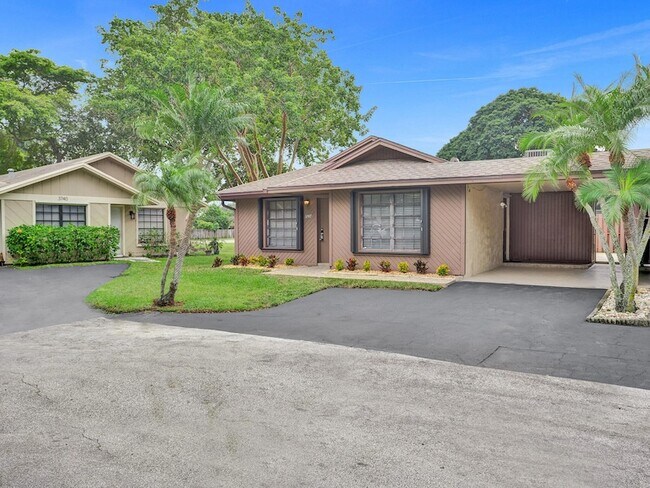 Building Photo - 3747 E Valley Green Dr