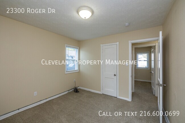 Building Photo - 23300 Roger Dr