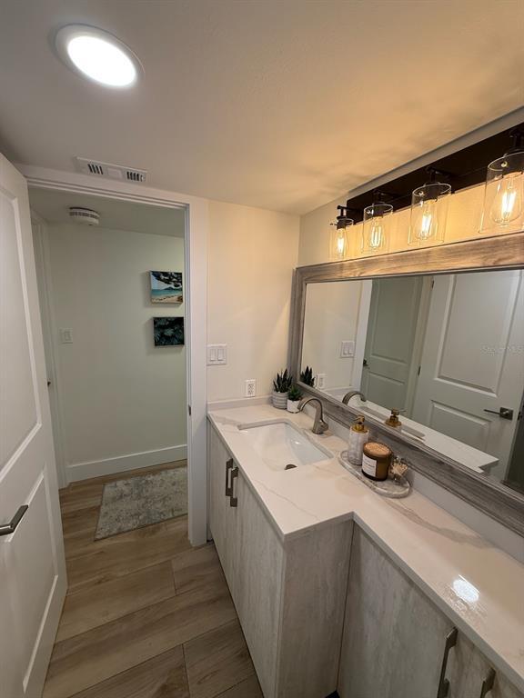 Building Photo - 11 Sunset Dr