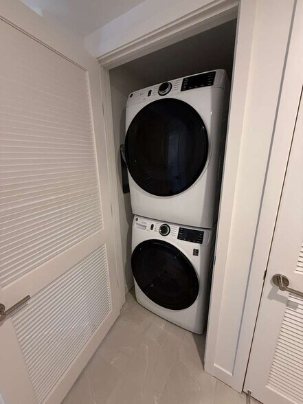 Building Photo - 79 NW 31st St