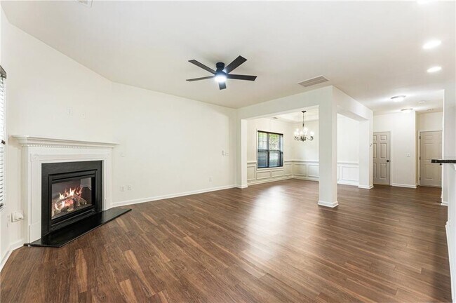 Building Photo - 13294 Kemper Rd