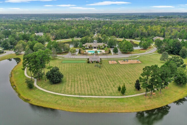 Building Photo - "Lagoon view in Lawton Station - Spacious ...