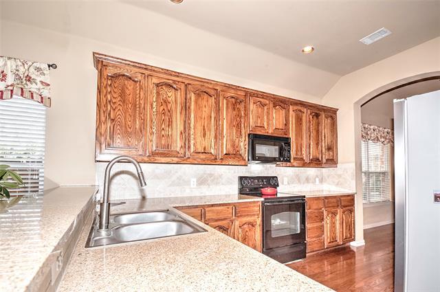 Building Photo - 10232 Benwick Dr