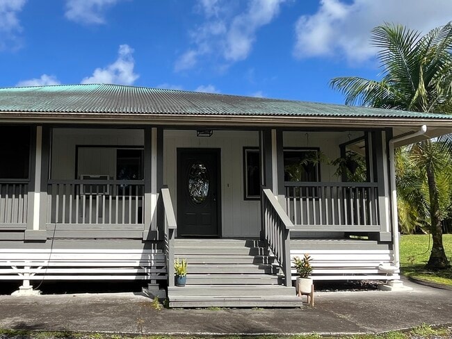Building Photo - 15-1525-1525 16th Ave