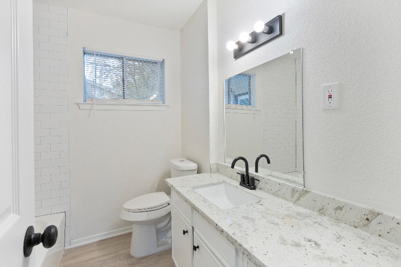 Building Photo - 5019 Brisbane Dr