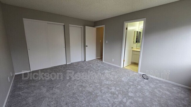 Building Photo - 2530 Keystone Ave