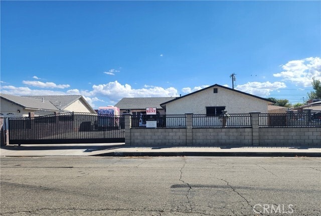 Primary Photo - 1734 E Ave Q13