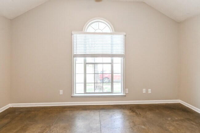 Building Photo - 6951 Parkbrook Ln
