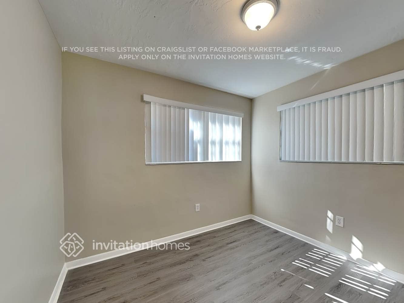 Building Photo - 9620 Thanksgiving Dr