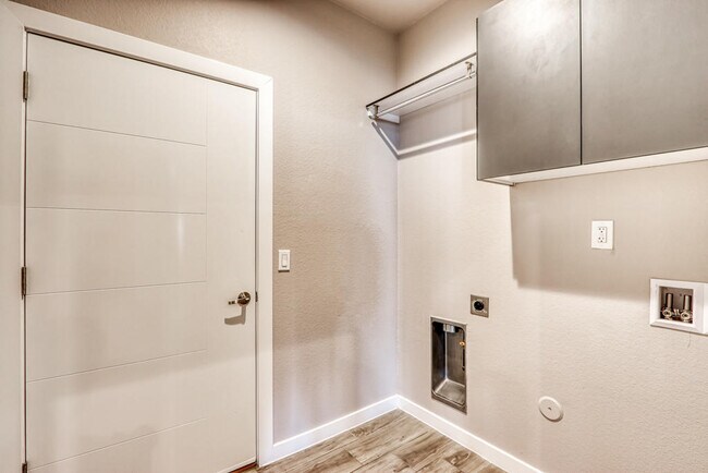 Building Photo - 409 Beech Tree Dr