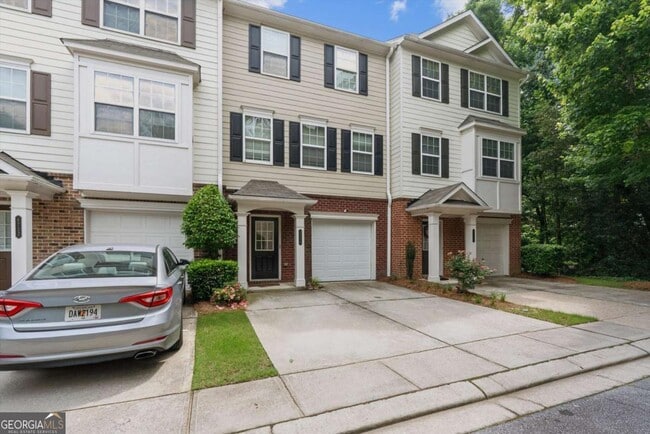 Building Photo - 6720 Stoneleigh Way