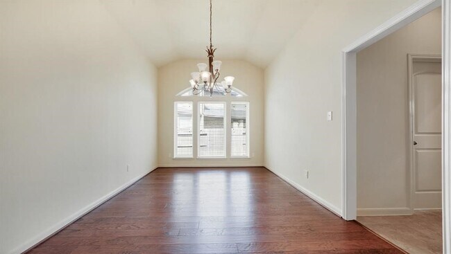 Building Photo - 5903 Falling Briar Lane