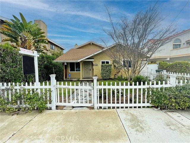 Building Photo - 2703 Gates Ave