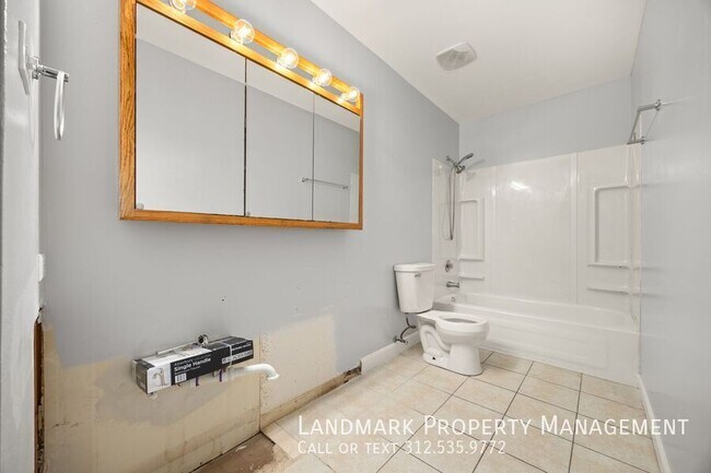 Building Photo - 654 Cambridge Ave