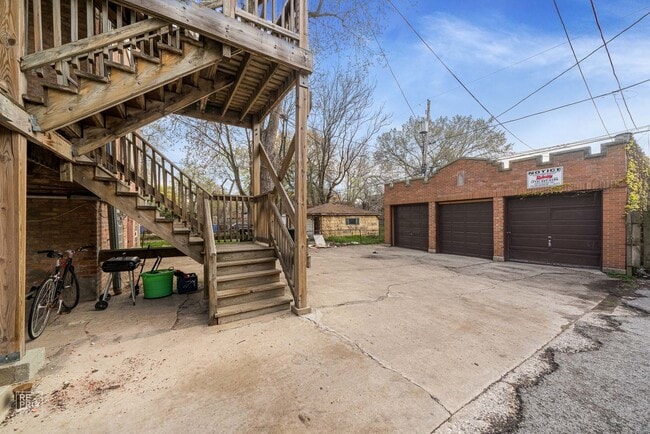 Building Photo - 7751 S Saginaw Ave