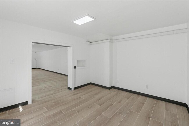 Building Photo - 1538 Pine St