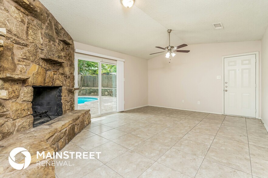 Building Photo - 332 Glenhaven Dr