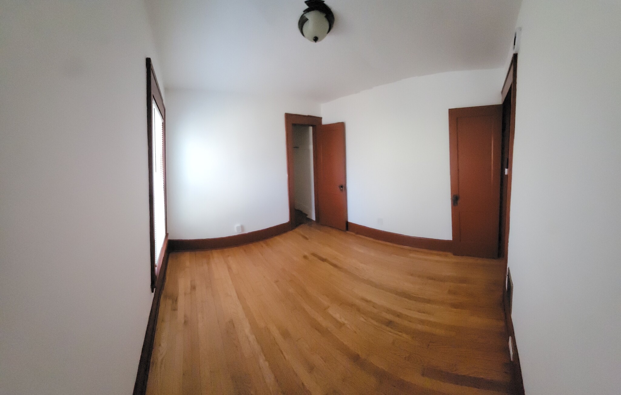 Building Photo - 402 Hartwell Ave