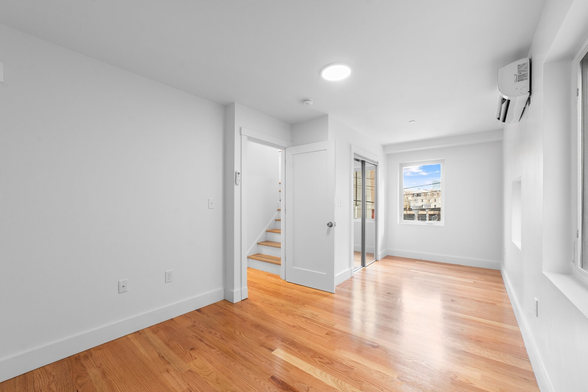 Building Photo - 140 Prospect St