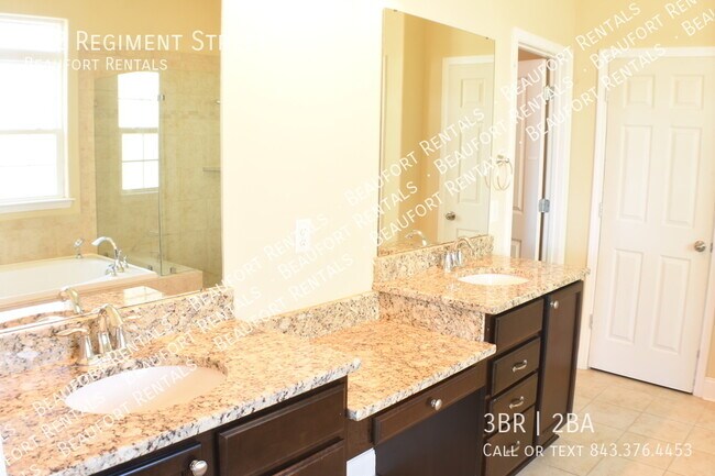 Building Photo - Hearthstone Lakes