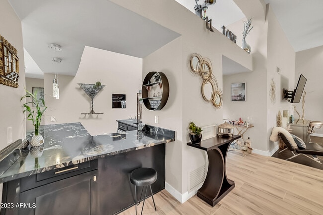 Building Photo - 8161 E Del Cuarzo Dr