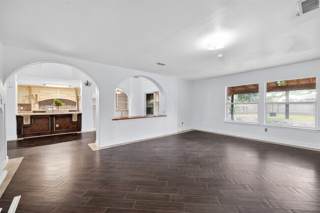 Building Photo - 14311 Glade Point Dr