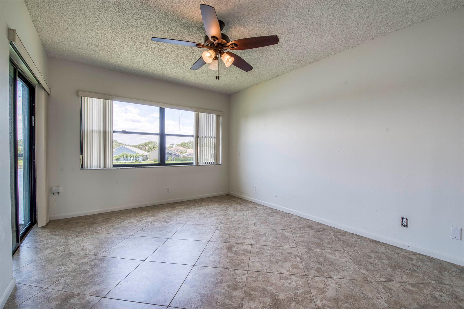 Building Photo - 12829 Briarlake Dr