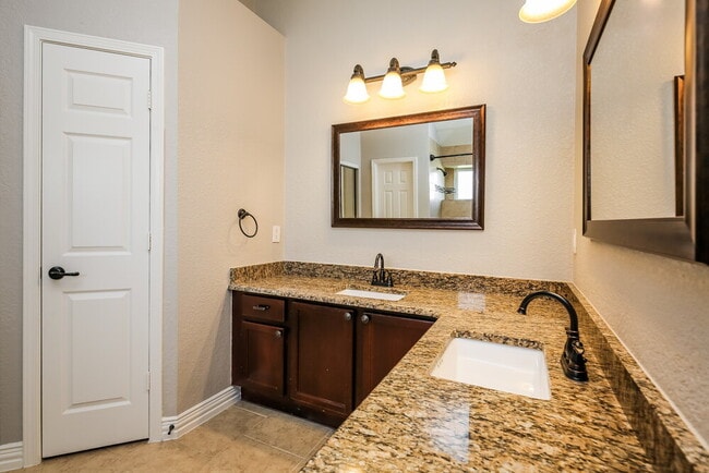 Building Photo - 8705 Elbe Trail