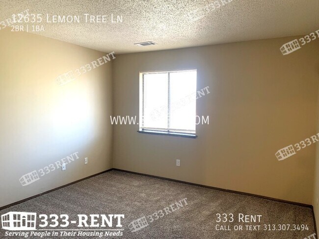 Building Photo - Lovely Condo Ready For You to Move In!