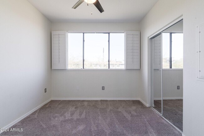 Building Photo - 6900 E Princess Dr