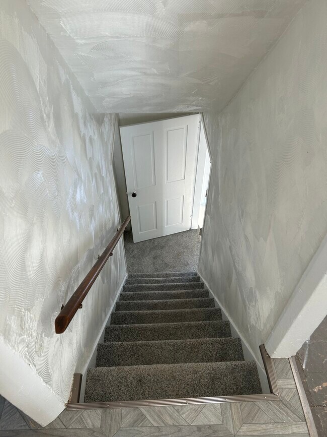 Building Photo - 1943 Smoketown School Rd