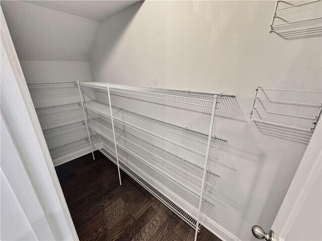 Building Photo - 671 Stickley Oak Way