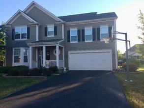 Building Photo - 7619 Mill Springs Dr