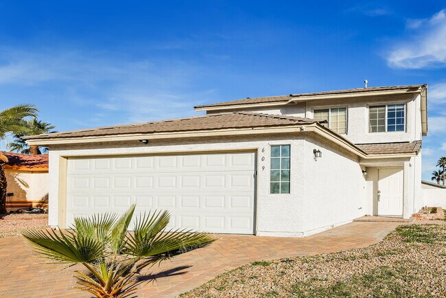 Building Photo - 609 Carleton Dr