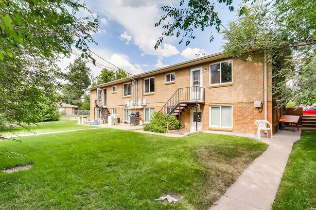 Building Photo - 2501 S Williams Street