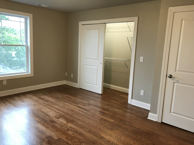 Building Photo - 3 Gaffers Ct