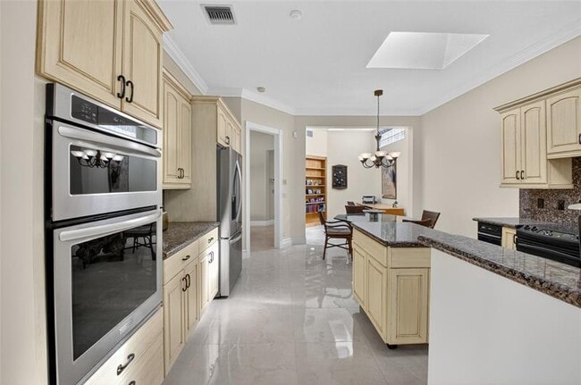 Building Photo - 5413 Ascot Bend Rd