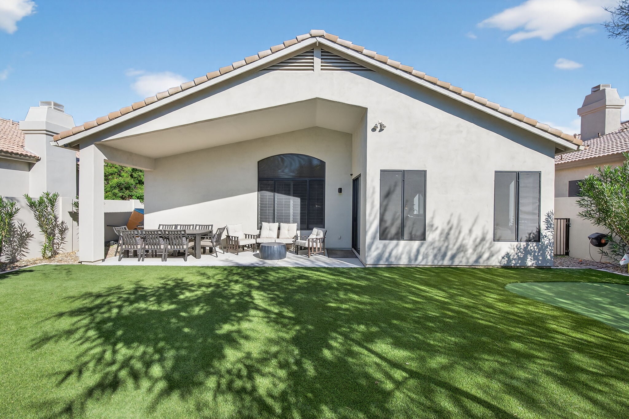 Building Photo - 7449 E Whistling Wind Way