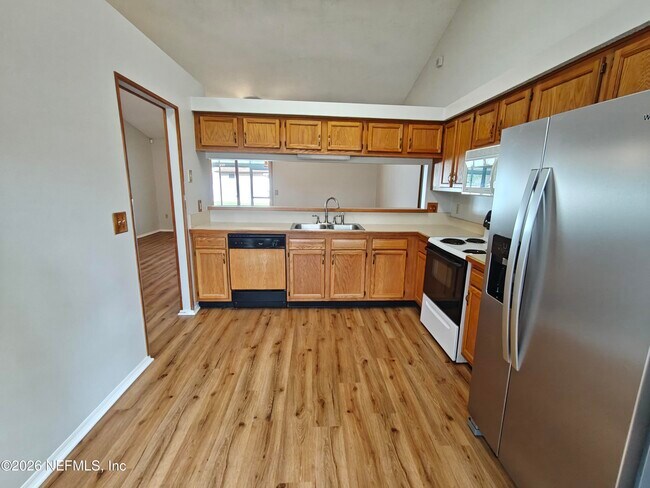 Building Photo - 1314 Cutlass Rd