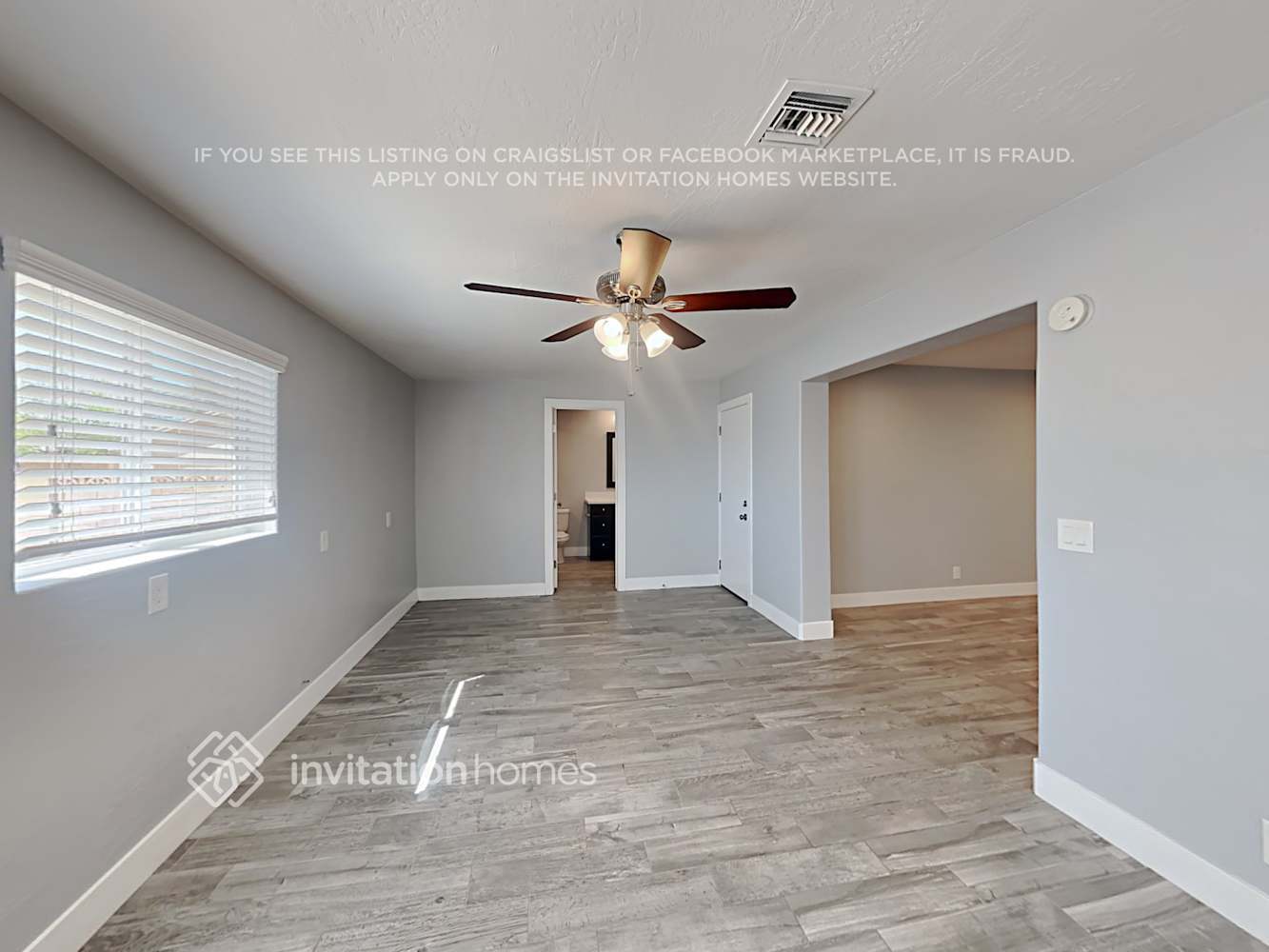 Building Photo - 1016 S Siesta Ln