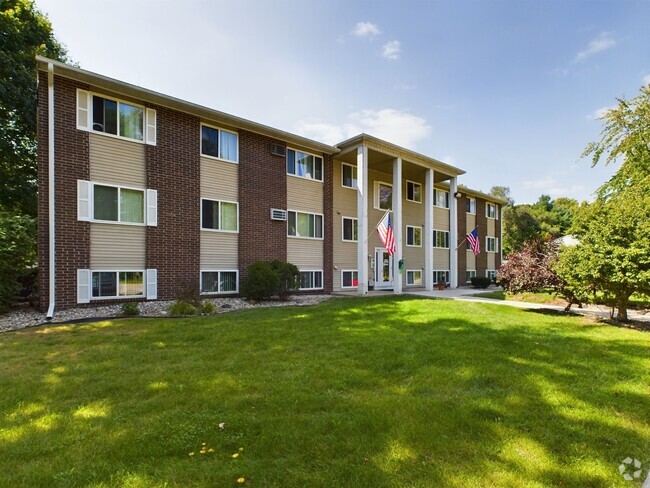 Building Photo - Williamsburg Apartments