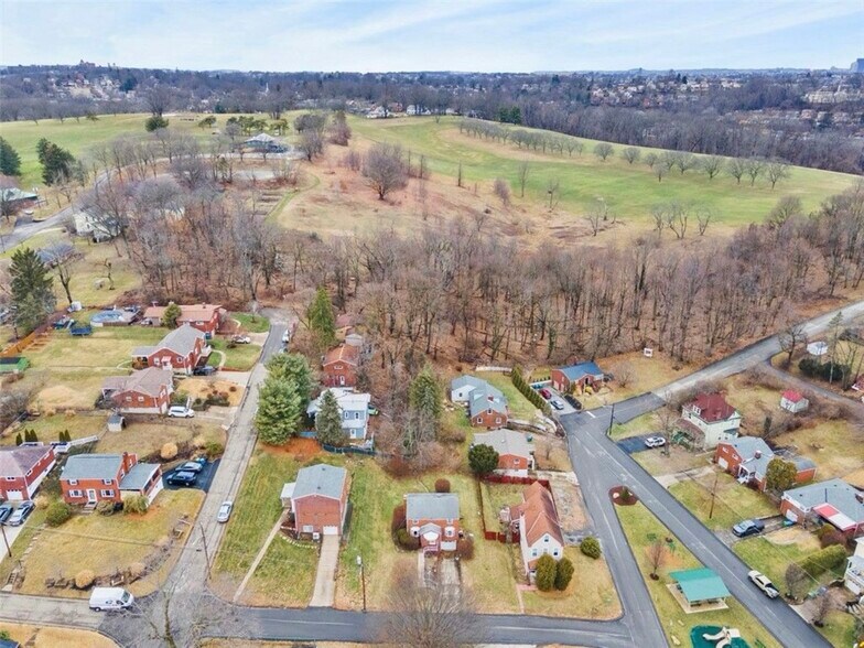 Aerial view - 3642 Linden Ave
