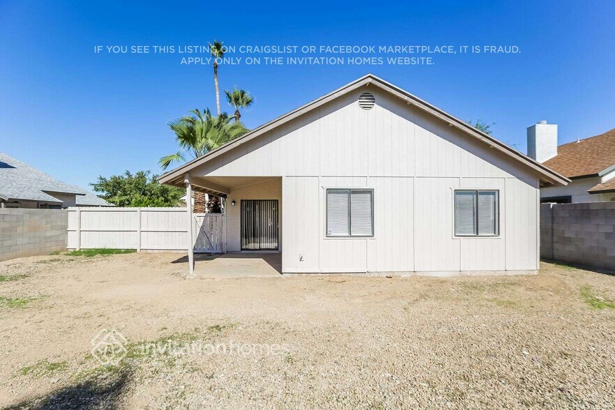 Building Photo - 8917 W Indianola Ave