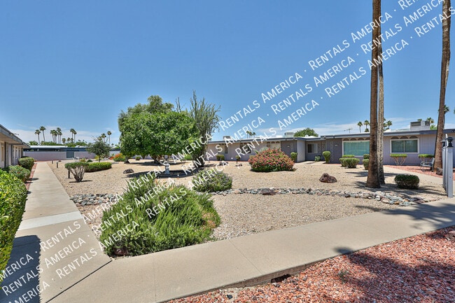 Building Photo - 13610 N 108th Dr