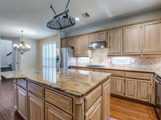 Building Photo - 6428 Glenhollow Dr