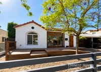 Building Photo - 1815 Cloverdale Ave