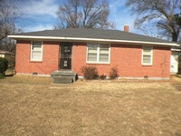 Building Photo - Nice Clean House For Rent!