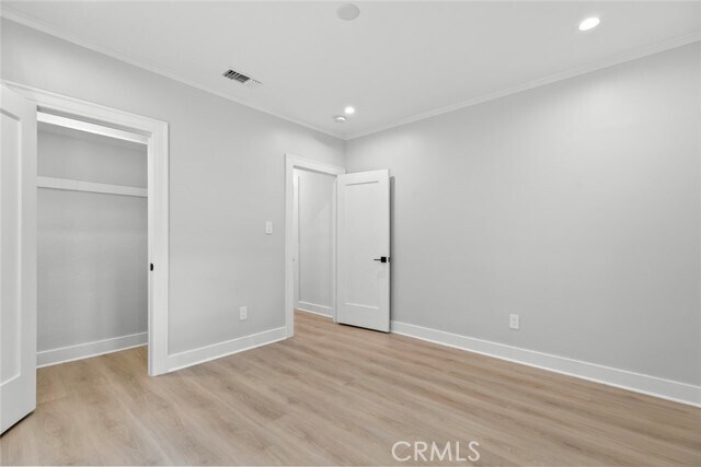Building Photo - 408 W Dryden St