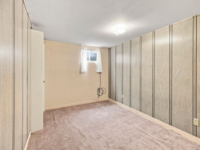 Building Photo - 513 Harvard Ln